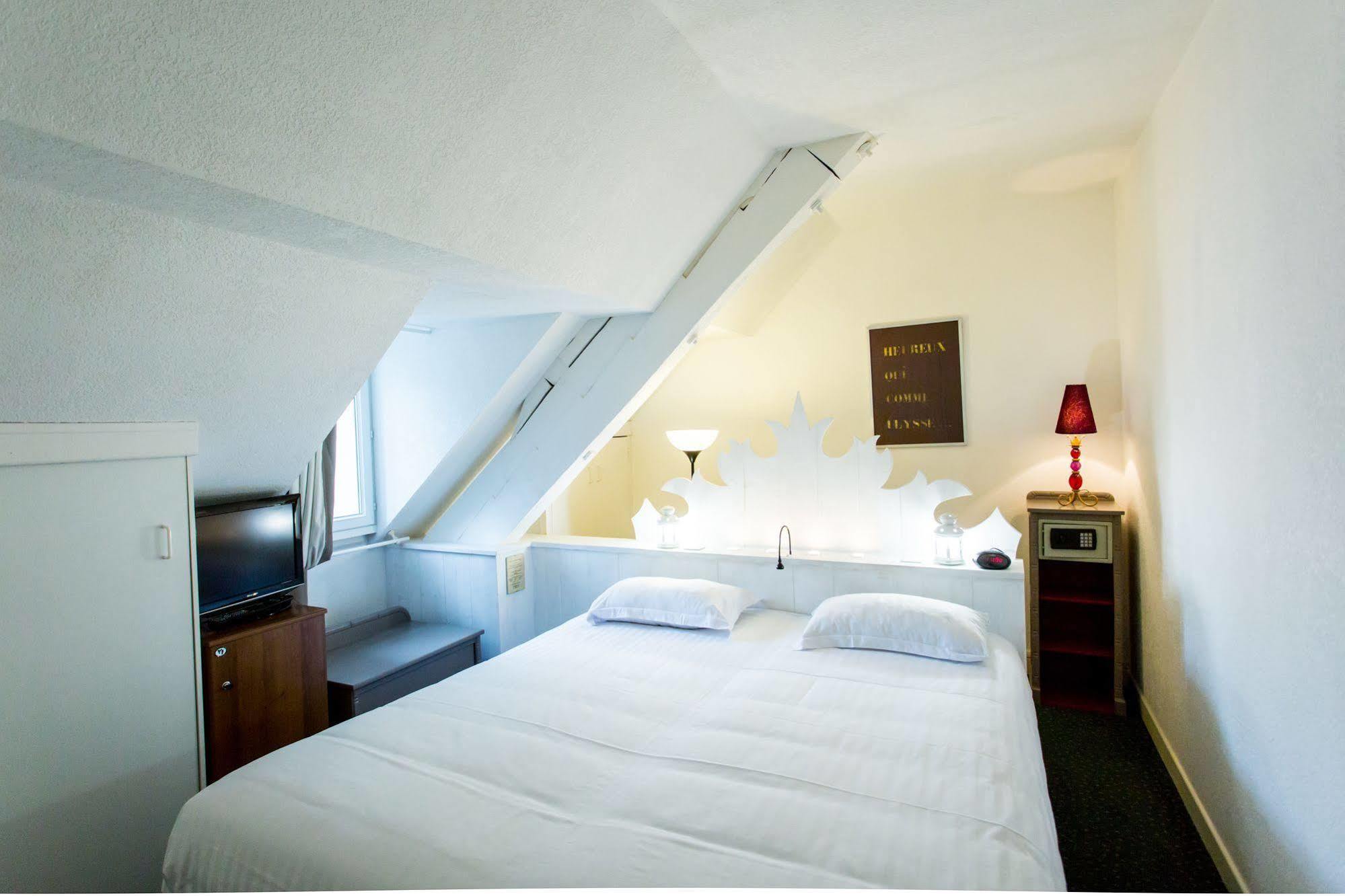Hotel Les Ursulines Autun Exteriör bild